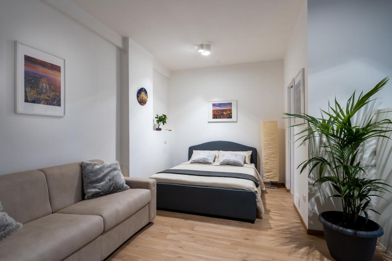 Suite 1,2 Porta Milano Centro Parking Free Exterior photo
